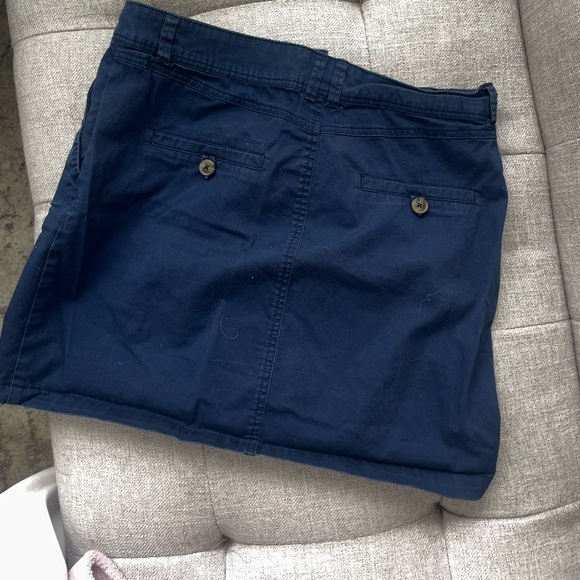 Springfield Navy Skirt - Picture 2 of 4